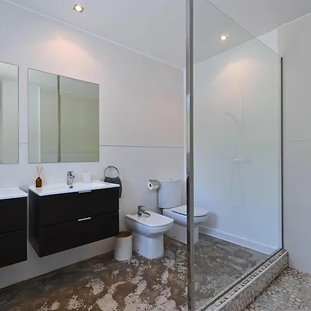 Casa De La Luz By Aguilarent